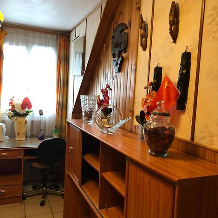 Apartament Yufan La Ville-du-Bois Zewnętrze zdjęcie